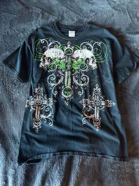Vintage MMA Elite Green Skull and Fleur-de-Lis Cross Graphic T-Shirt
